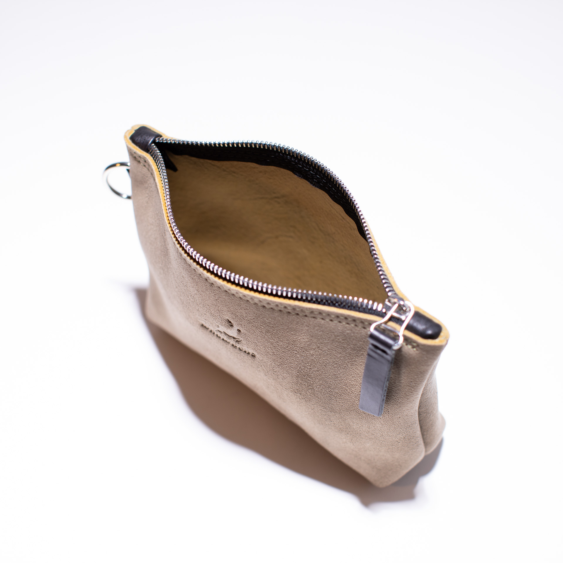 Equipment case Dhaka made of deer leather