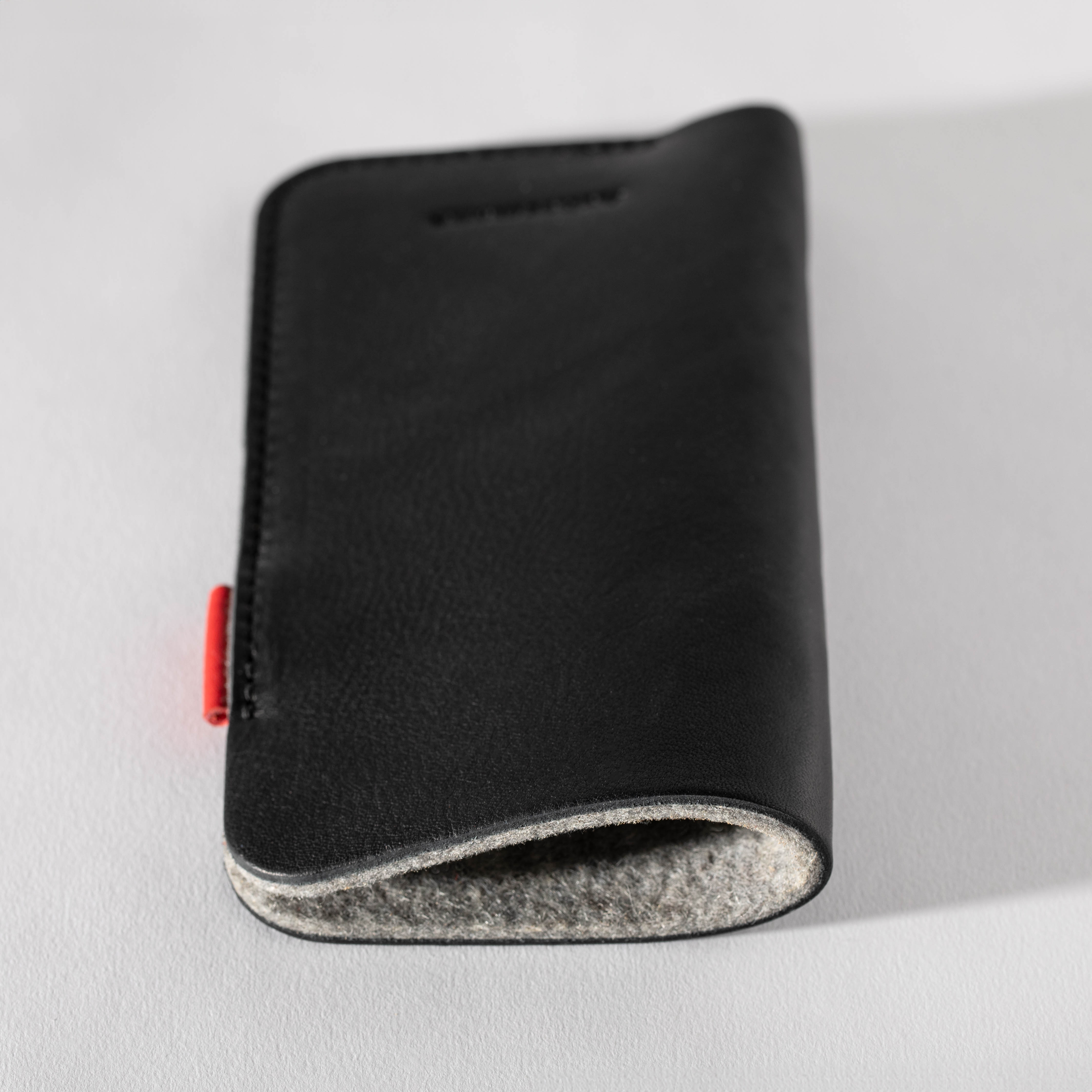 Protect iPhone Etui aus Olivenleder