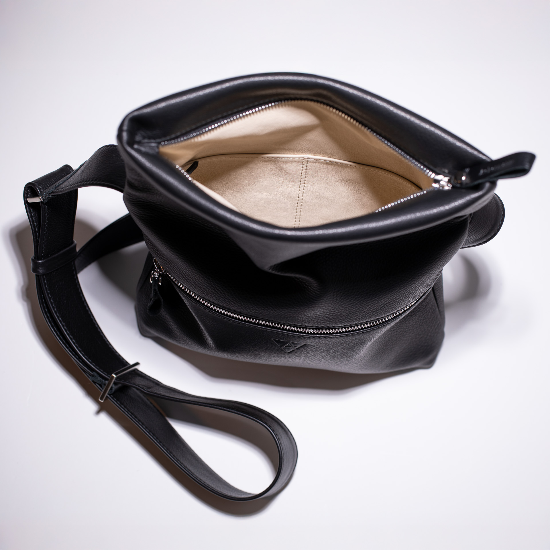 Fold-over Shoulder bag London S