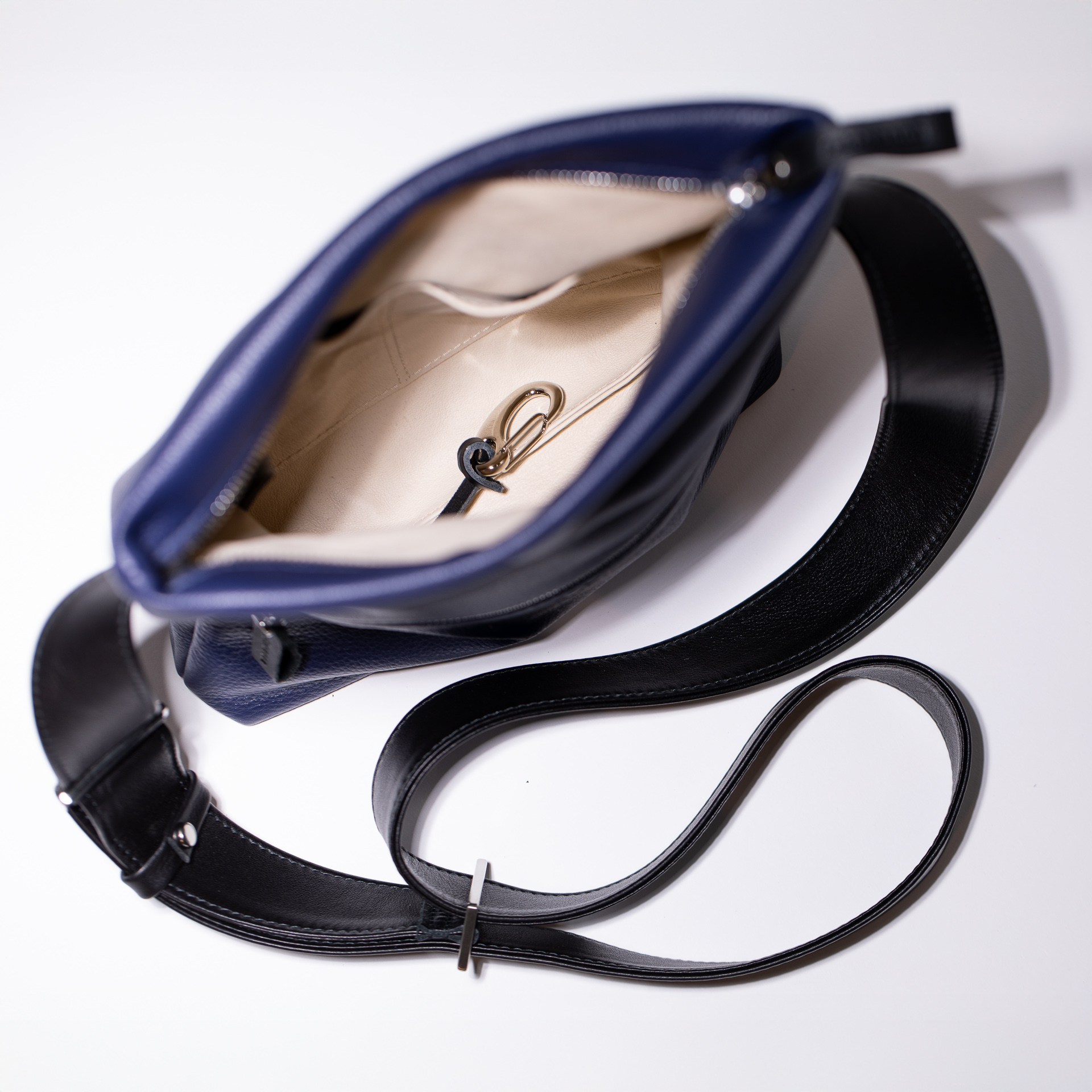 Fold-over Shoulder bag London S