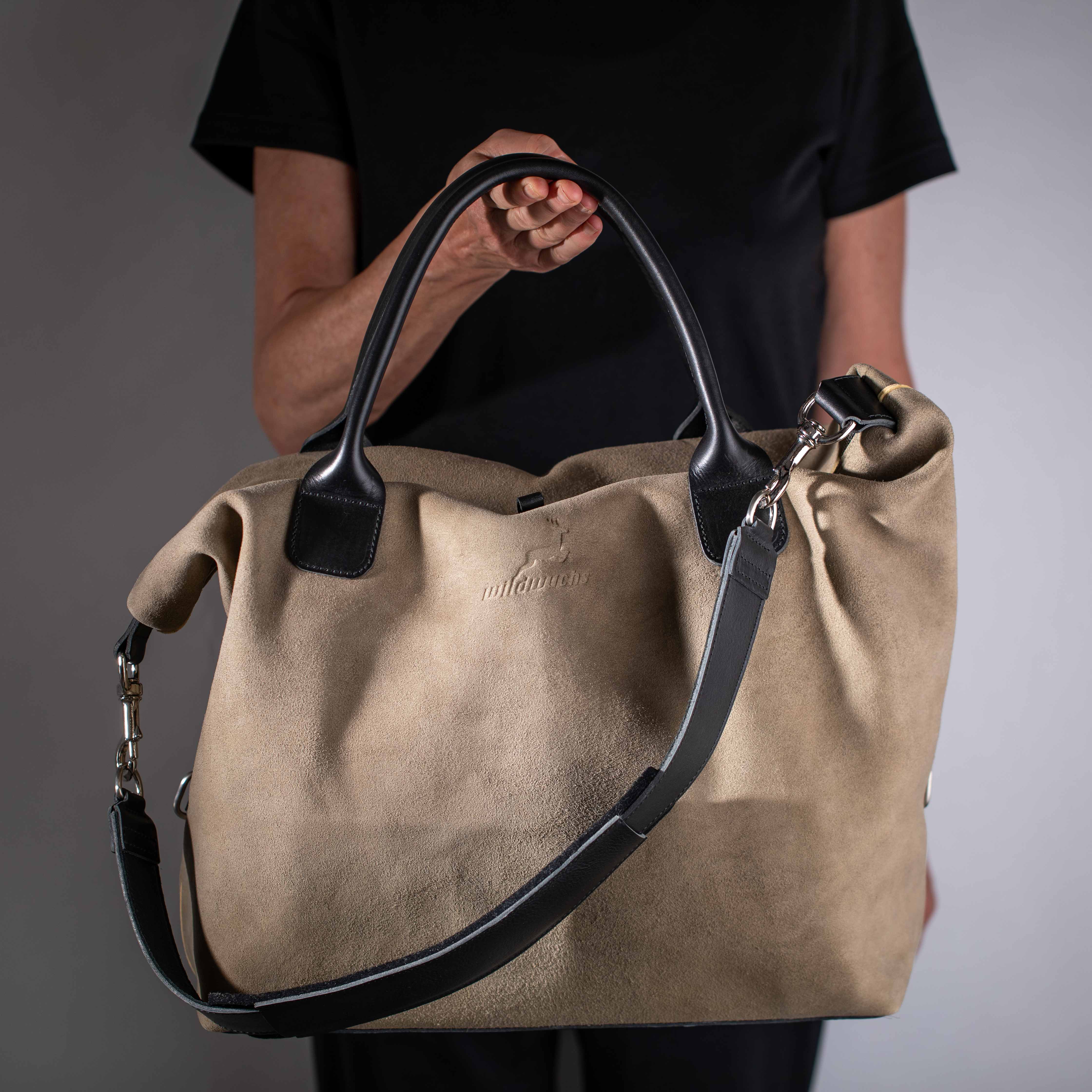 Weekender Berlin made of deerkskin