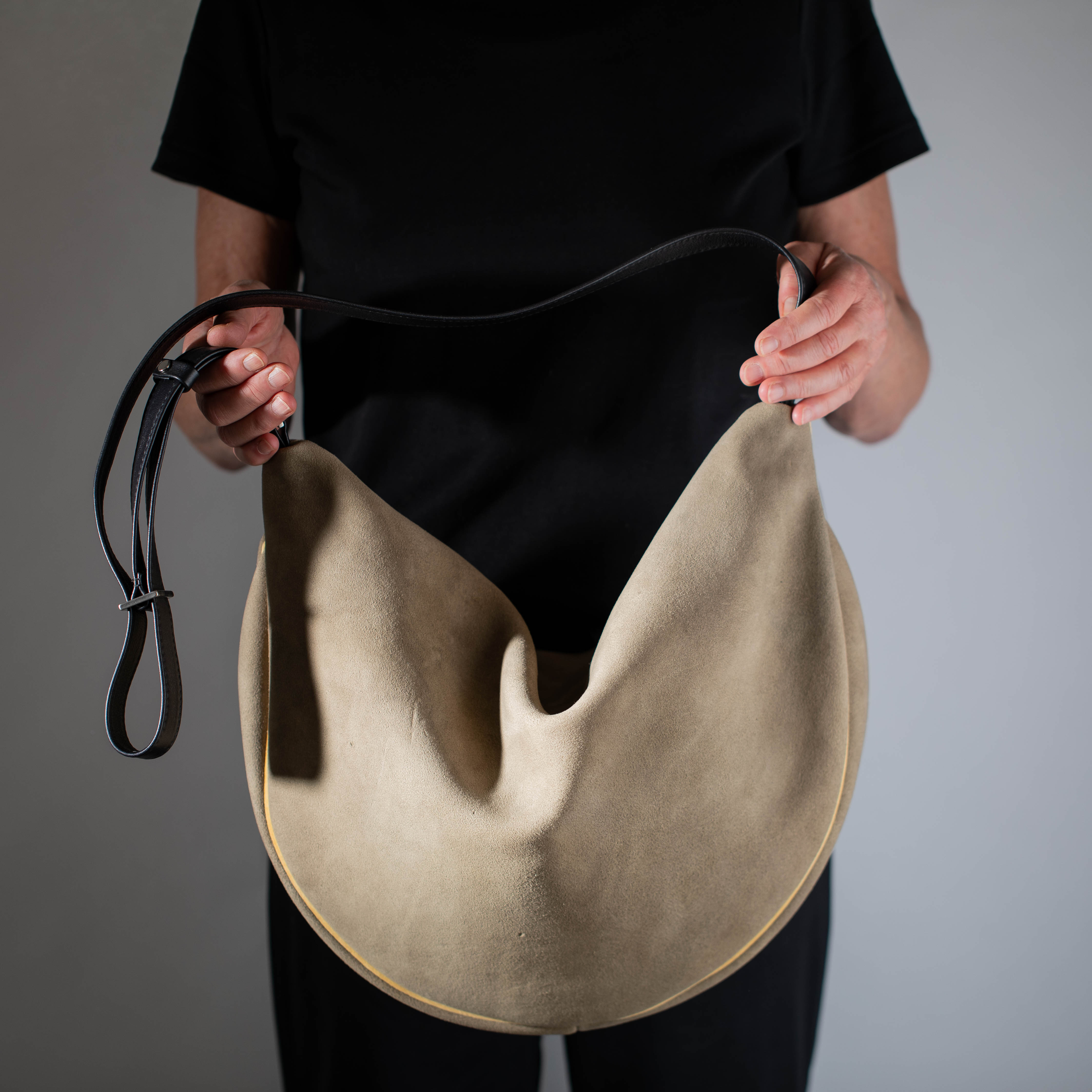 Beuteltasche Dallas L aus Hirschleder