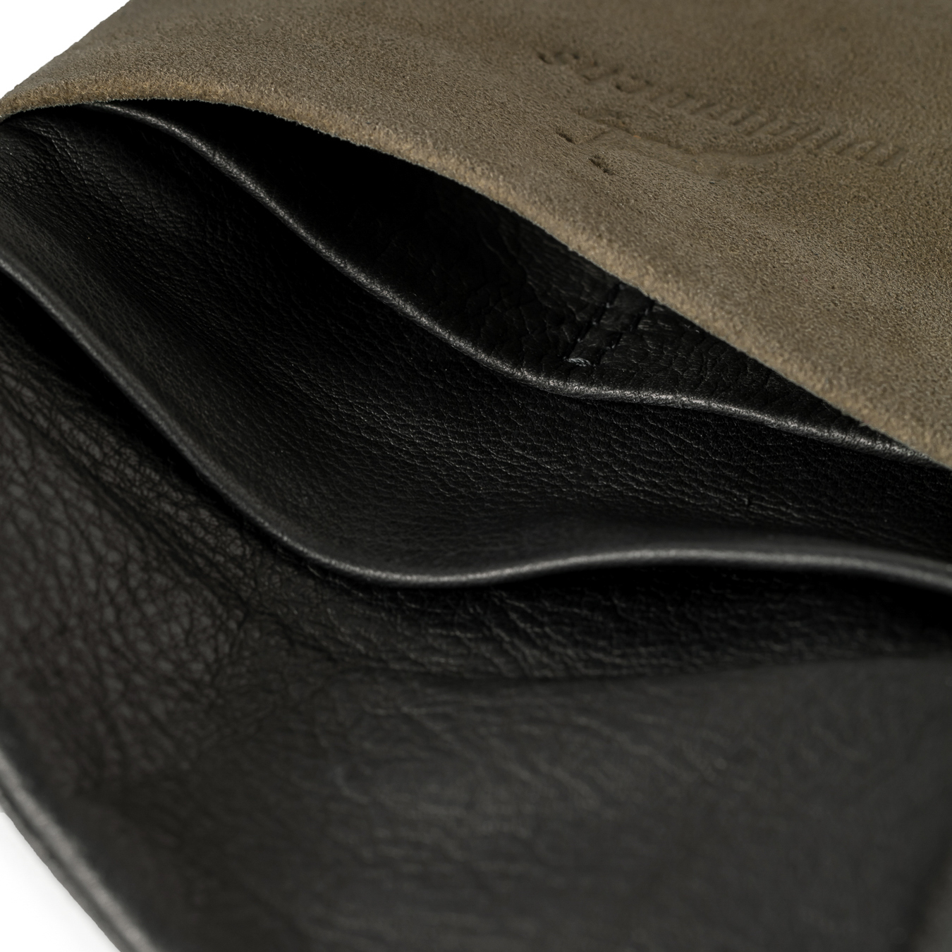 Pago L wallet made from deerskin