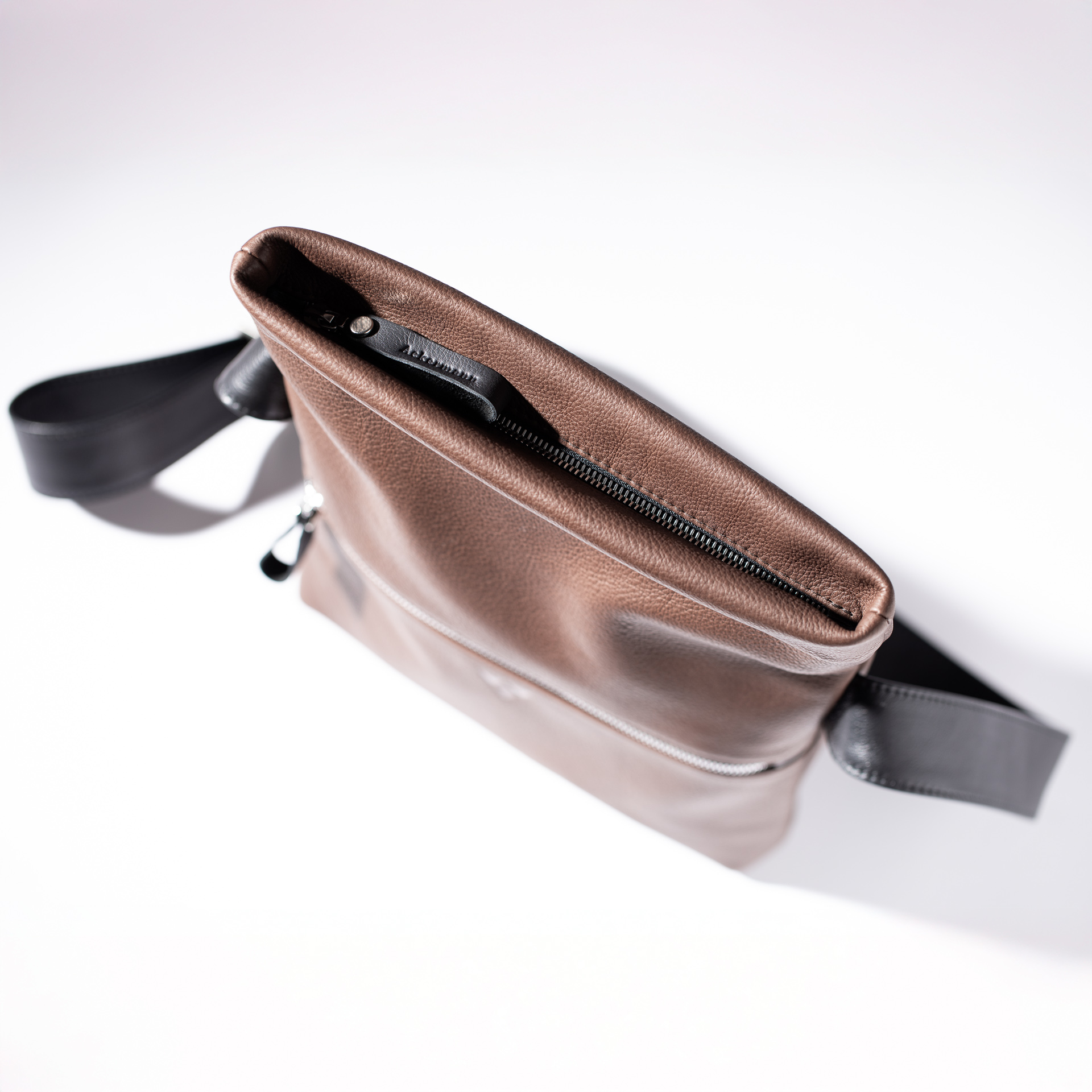 Fold-over Shoulder bag London S