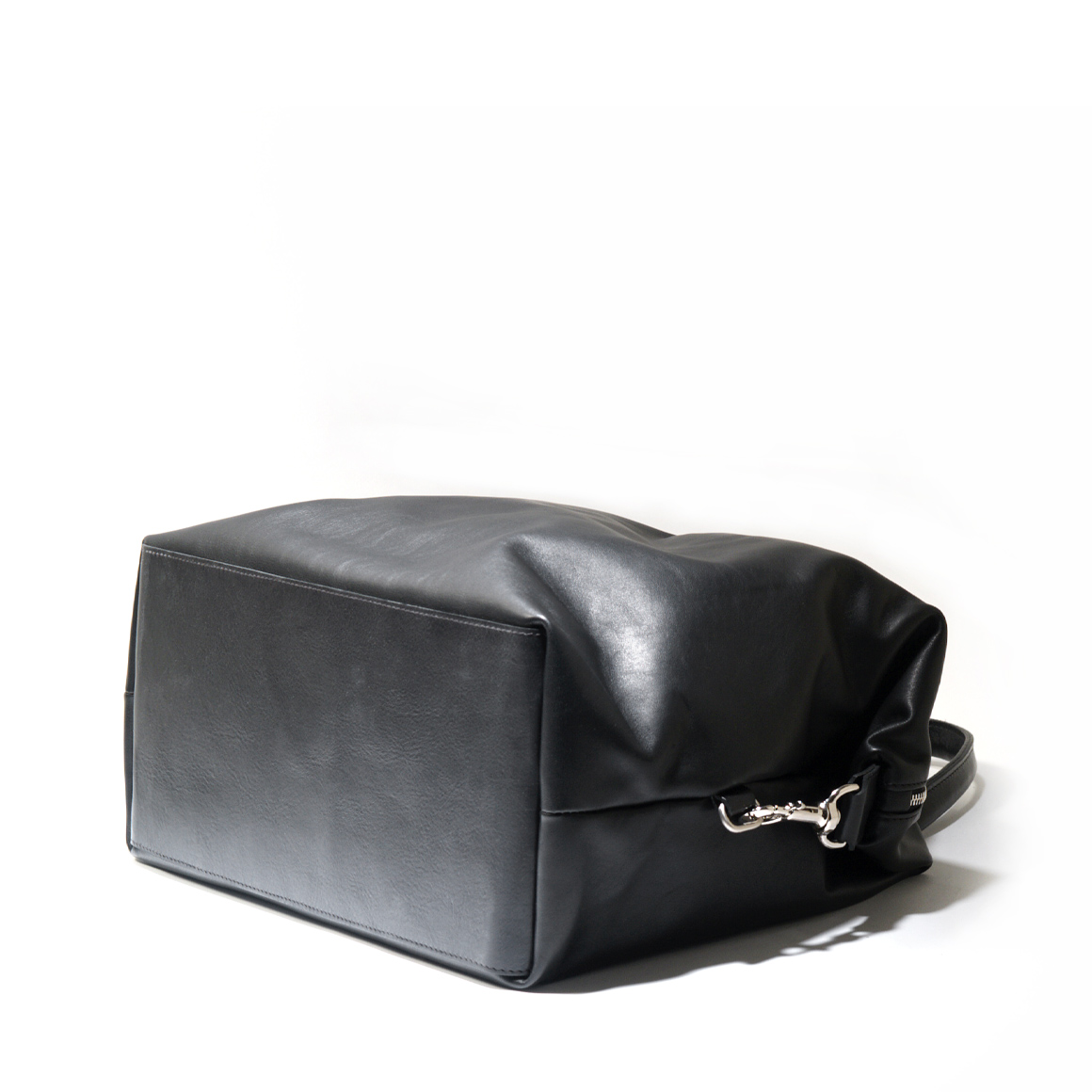 Weekender Berlin made of Olivenleder®