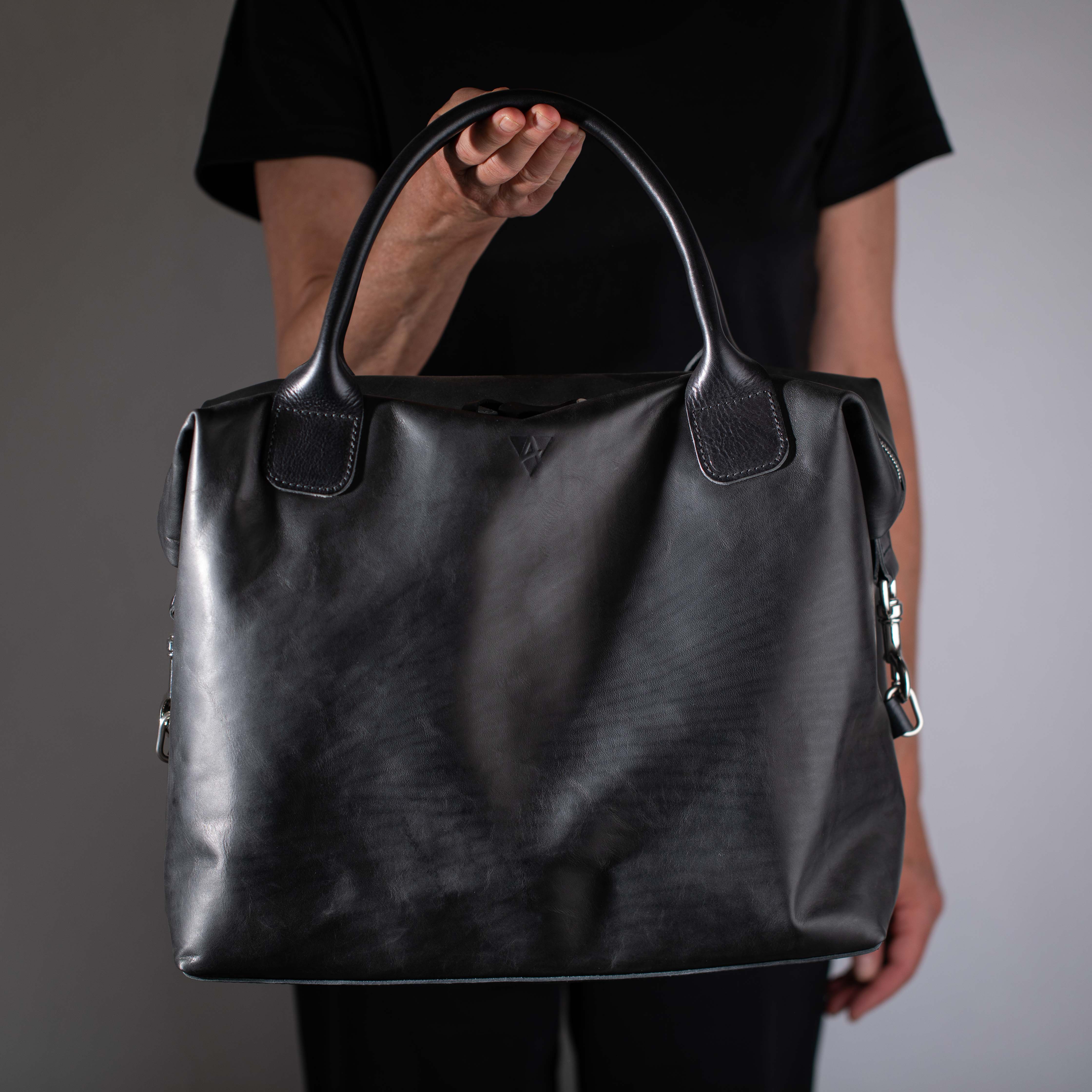 Weekender Berlin made of Olivenleder®