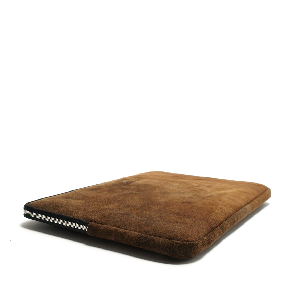 Protect MacBook zippered case made of deerskin