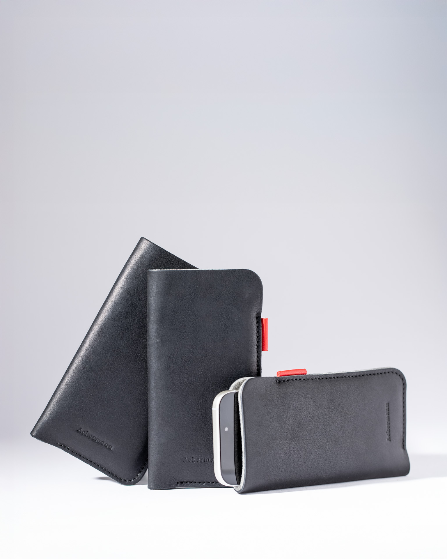 iphone-etui-lederetui-olivenleder-schwarz-apple-schutz-ackermann-leder-4-5