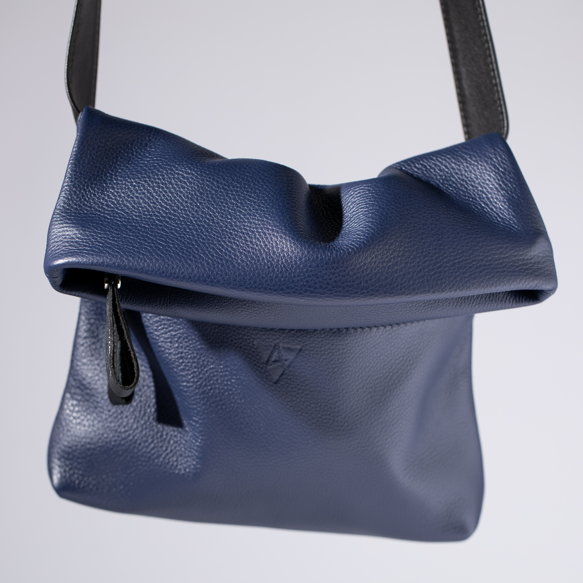 Fold-over Shoulder bag London S