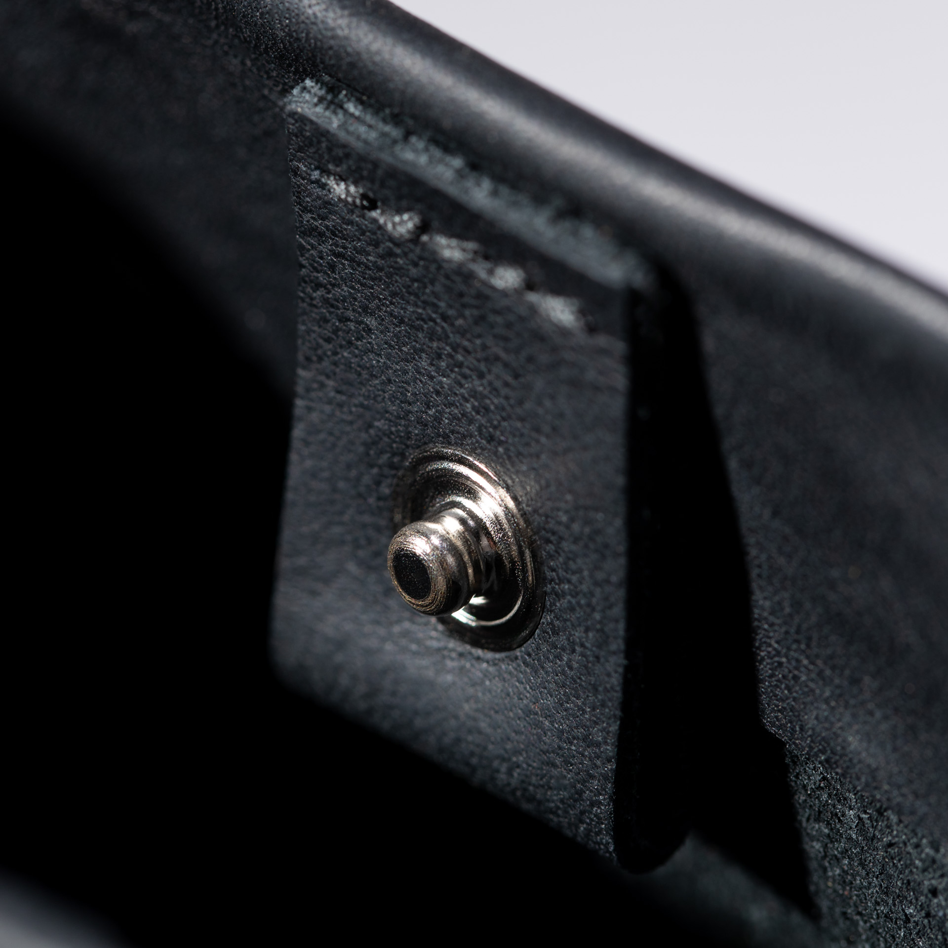 Shoulder bag Davos in olive leather