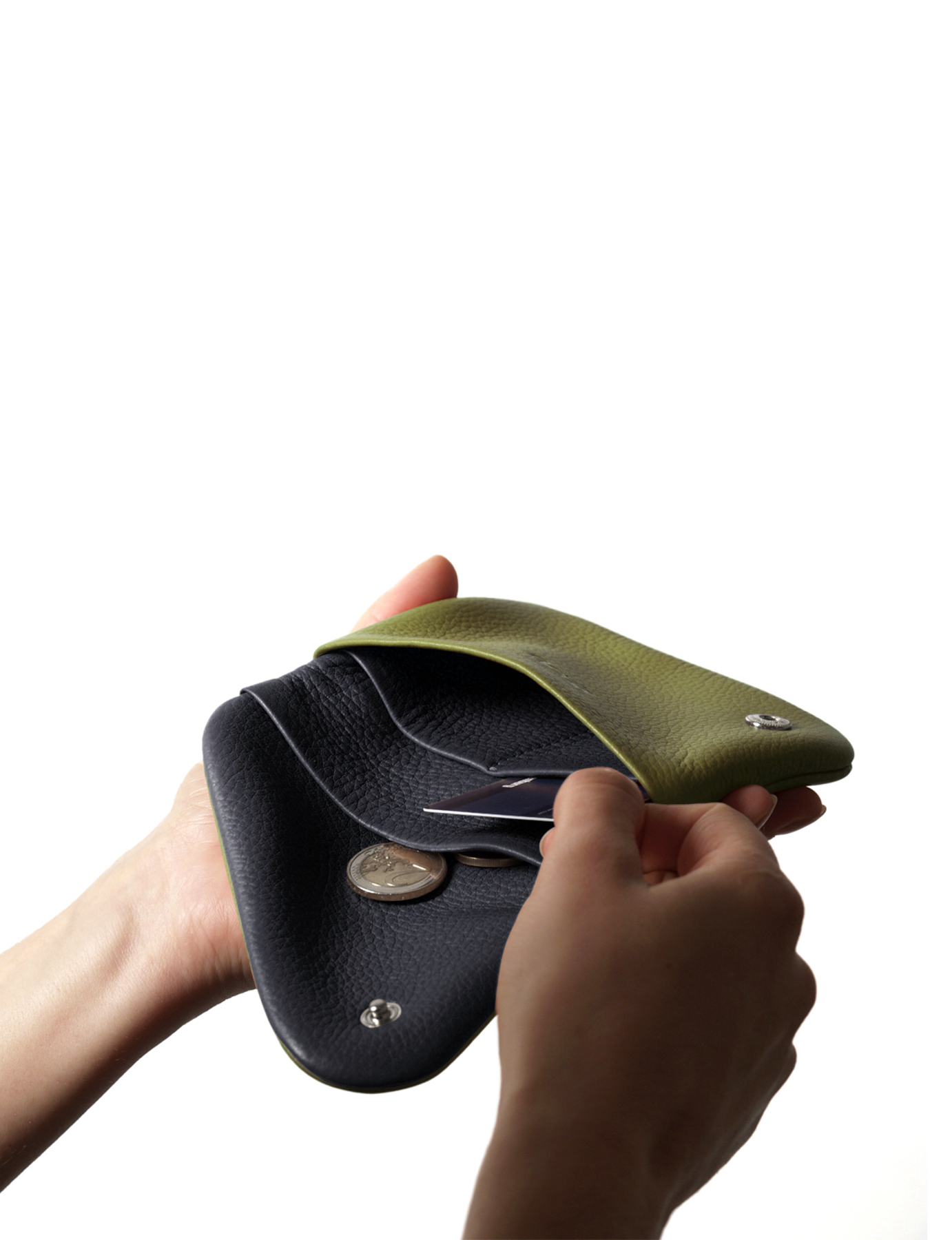 Pago L wallet in Softnappa