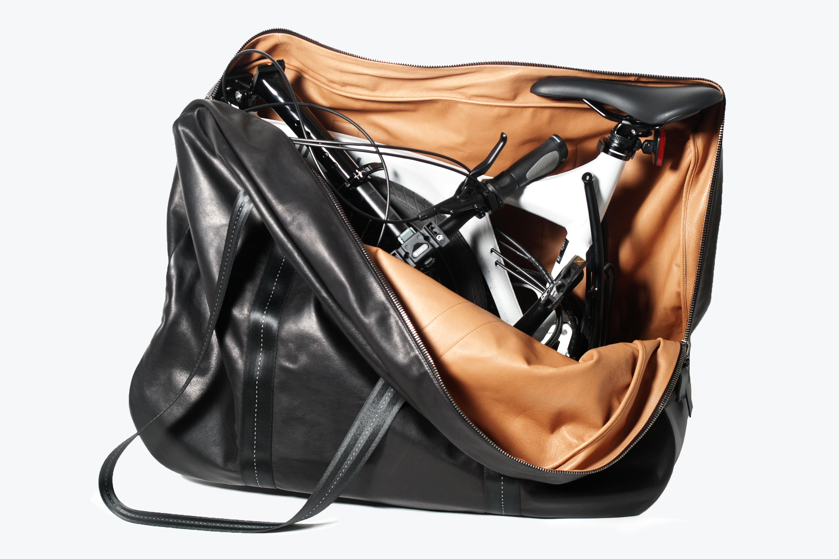 ledertasche-olivenleder-schwarz-lederfutter-fahrradtasche-tasche leder