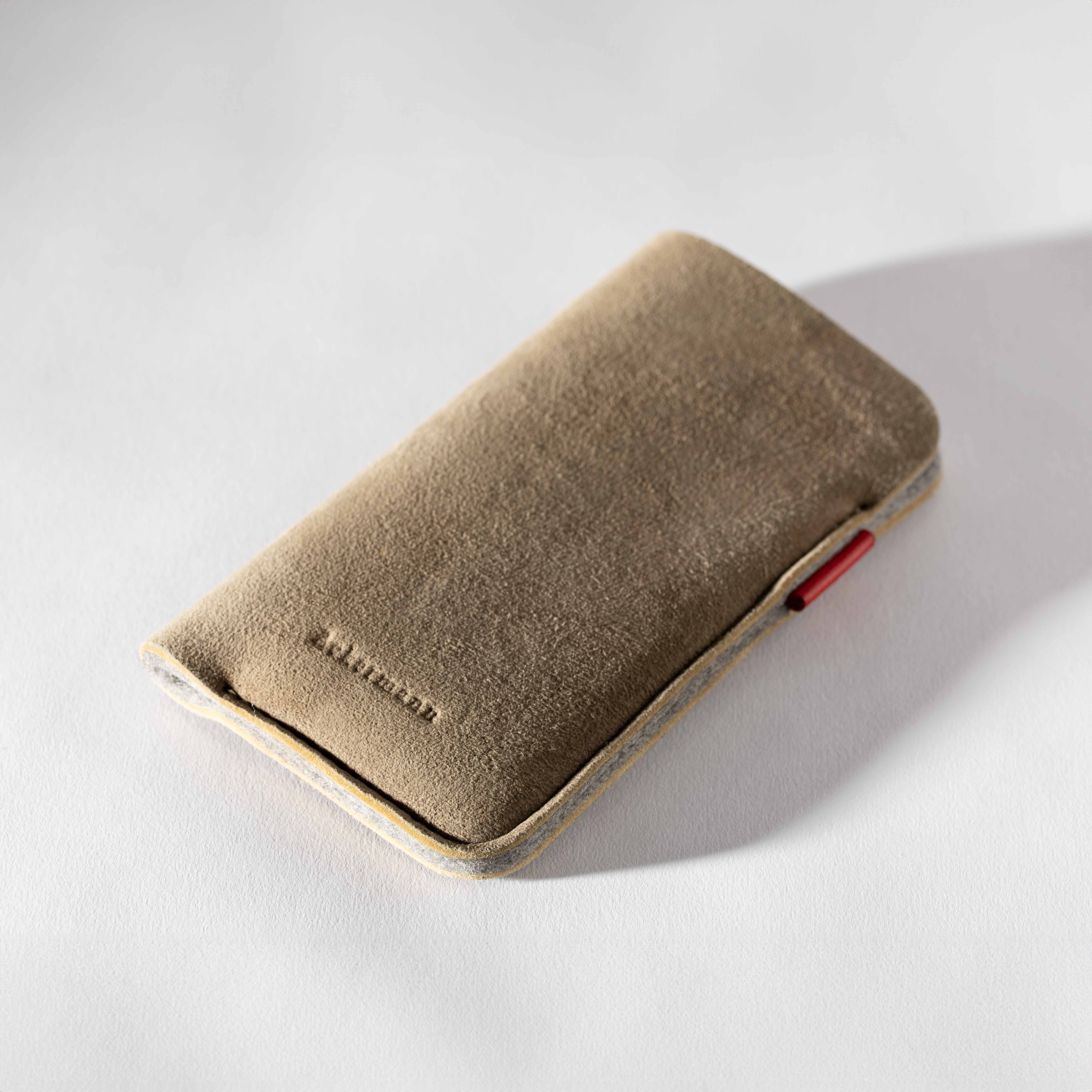 Protect iPhone Etui aus Hirschleder