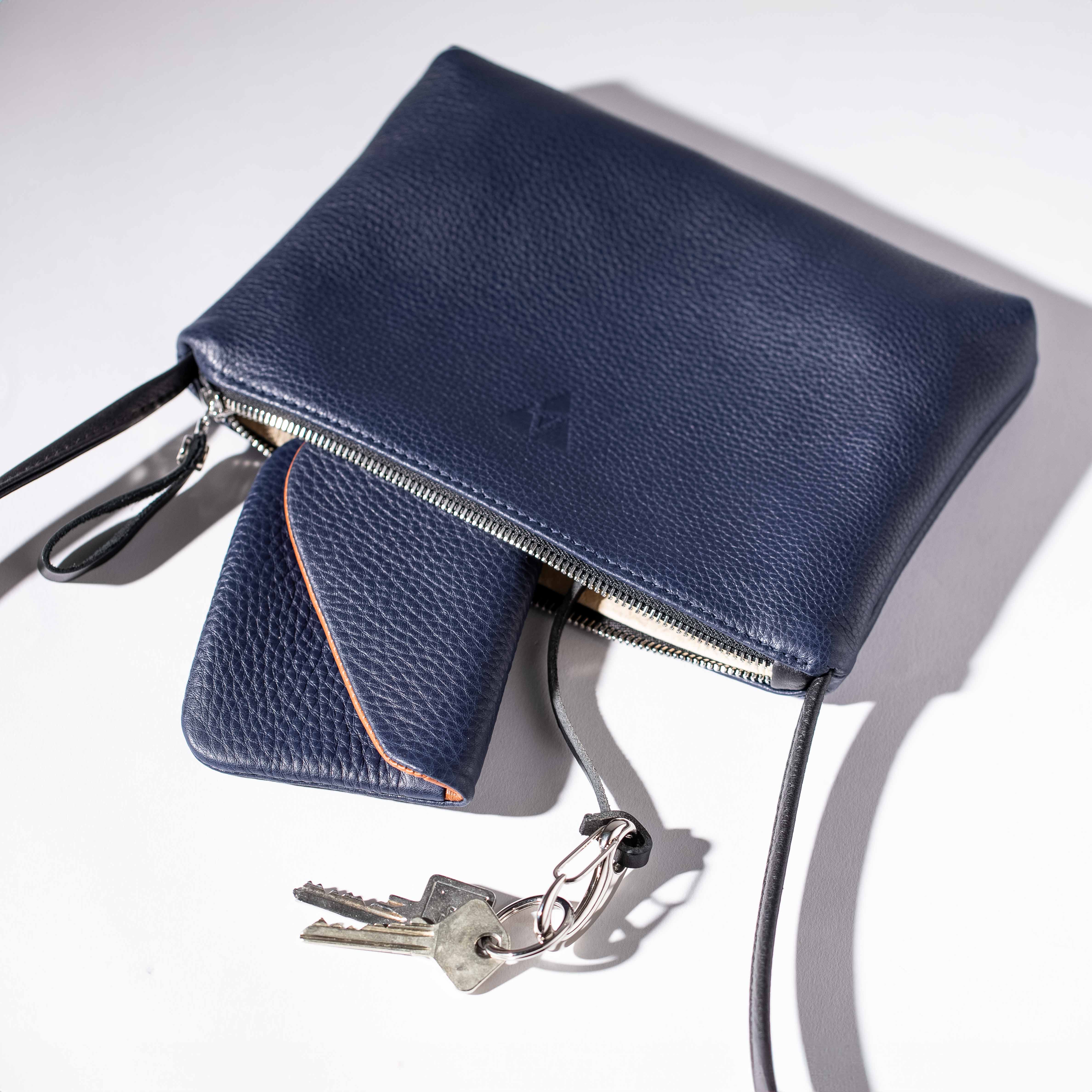 Schultertasche Palermo S aus Softnappa