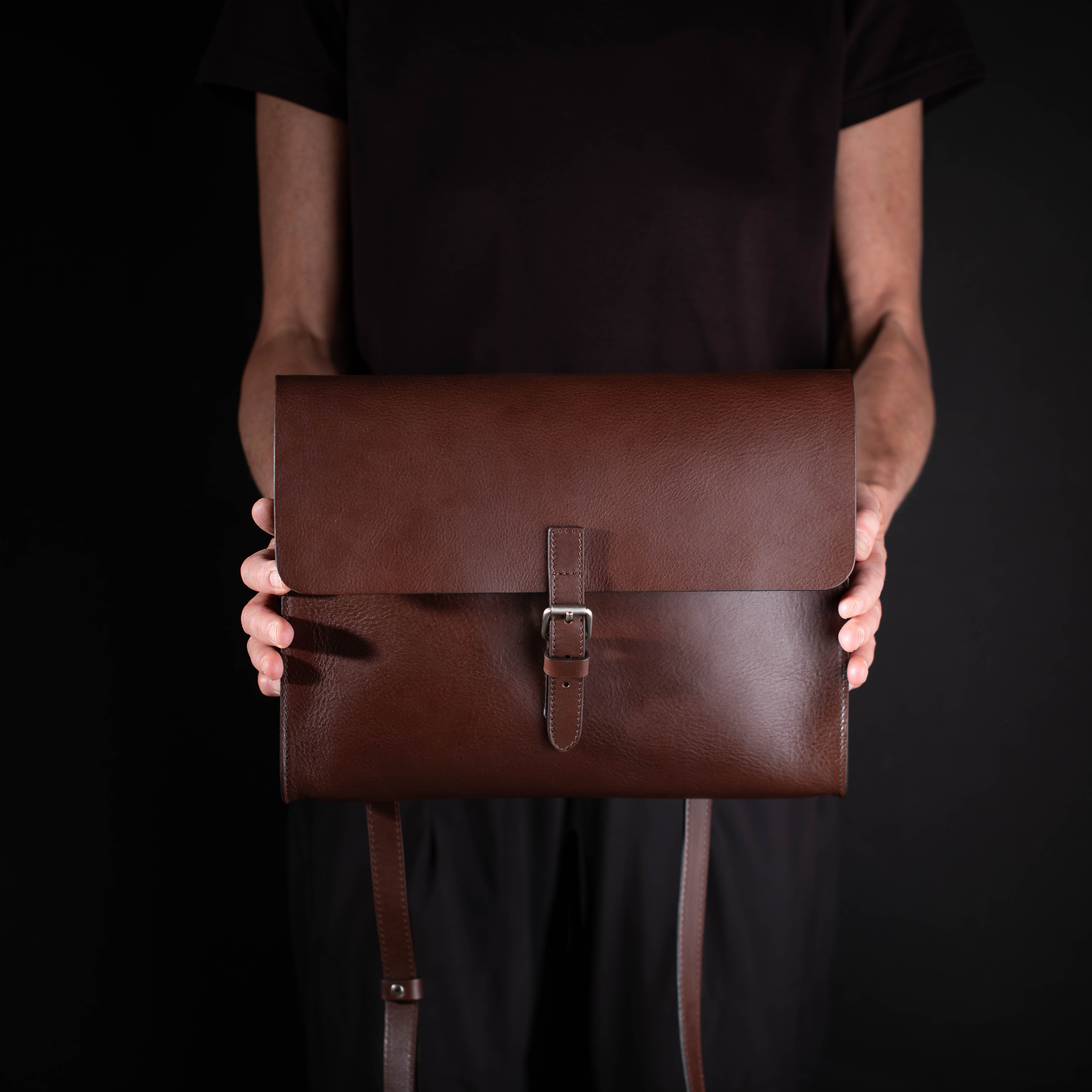 taschen-lederwaren-ackermann-leder-ledertaschen-rucksaecke-softnappa-hirschleder-olivenleder-36-Bearbeitet